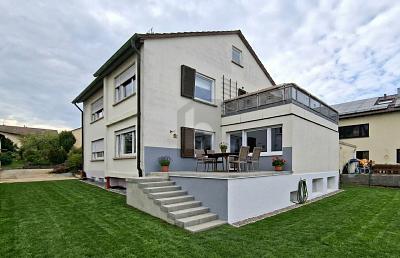 EIN ZUHAUSE MIT MÖGLICHKEITEN - Zweifamilienhaus Sindelfingen | Angebot:27005080